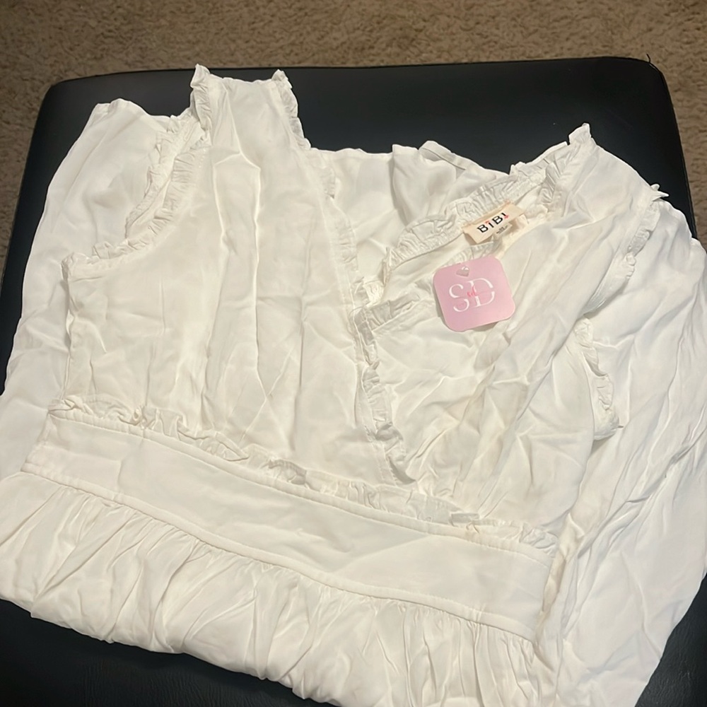 Silver dollar boutique white dress